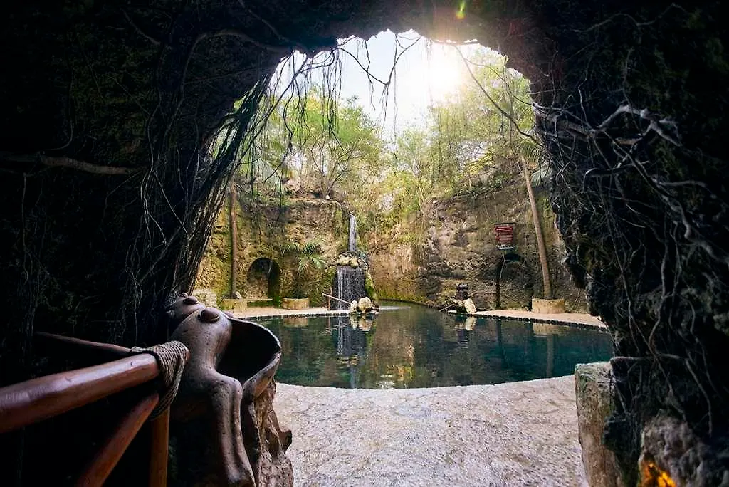 Hotel Xcaret Mexico Los Dos Compadres Mexique